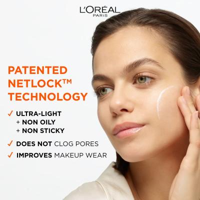 L&#039;Oréal Paris Revitalift Clinical Anti-UV Fluid SPF50+ Nappali arckrém nőknek 50 ml