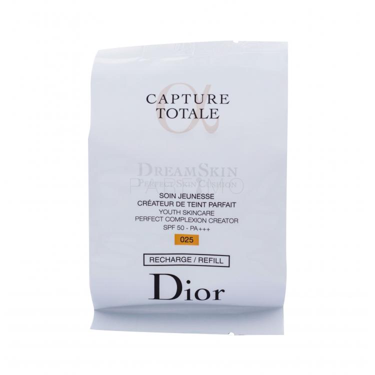 Christian Dior Capture Totale Dreamskin Moist &amp; Perfect Cushion SPF50+ Alapozó nőknek Refill 15 g Változat 025 teszter