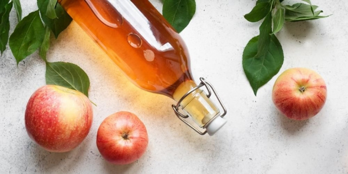 Almaecet a világosabb hajért